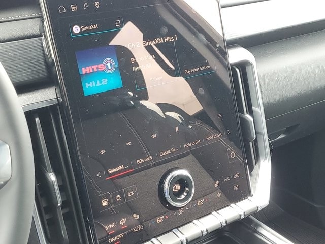 2026 GMC Acadia Elevation - Photo 17