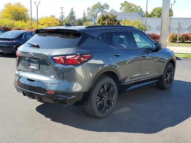 2019 Chevrolet Blazer RS photo 3