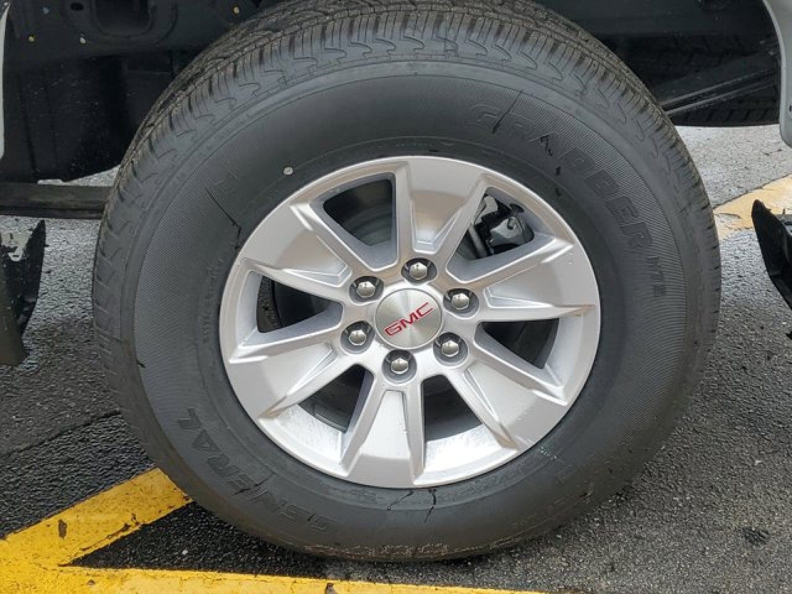 2026 GMC Sierra 1500 SLE - Photo 44