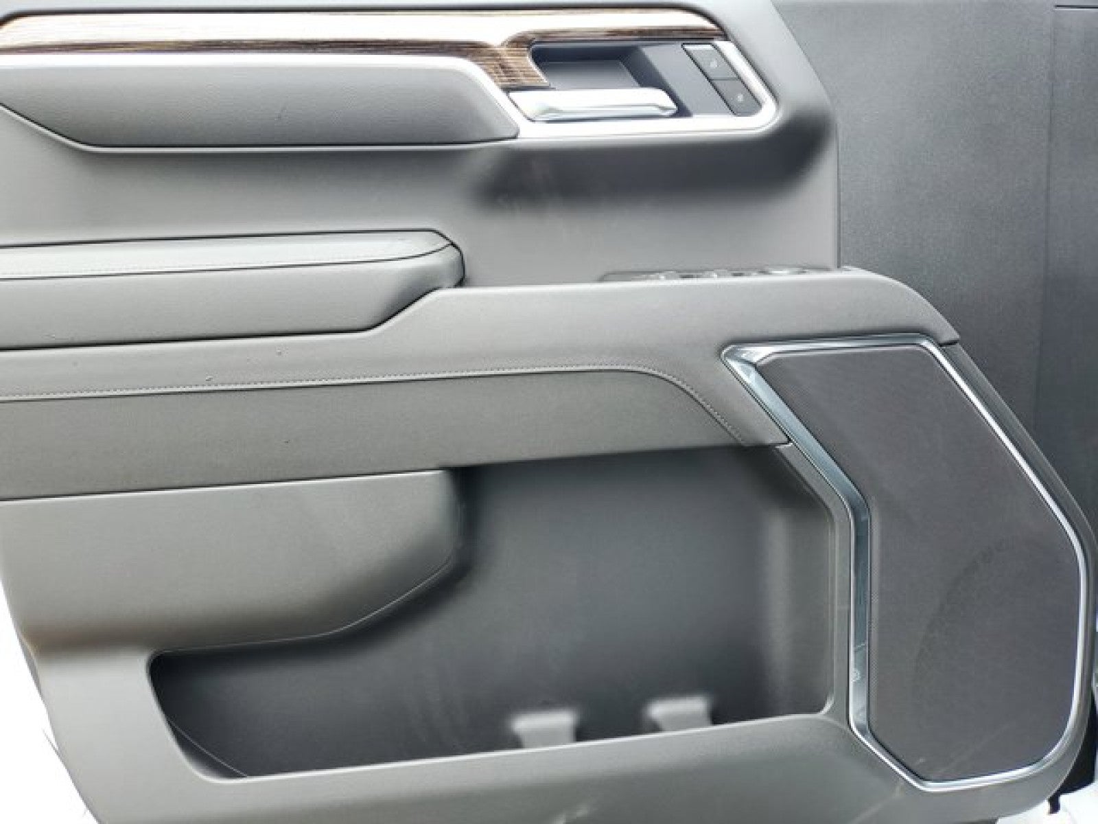 2026 GMC Sierra 1500 SLE - Photo 63
