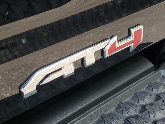 2026 GMC Canyon AT4 - Photo 31