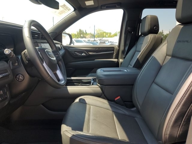 2024 GMC Yukon Denali - Photo 7