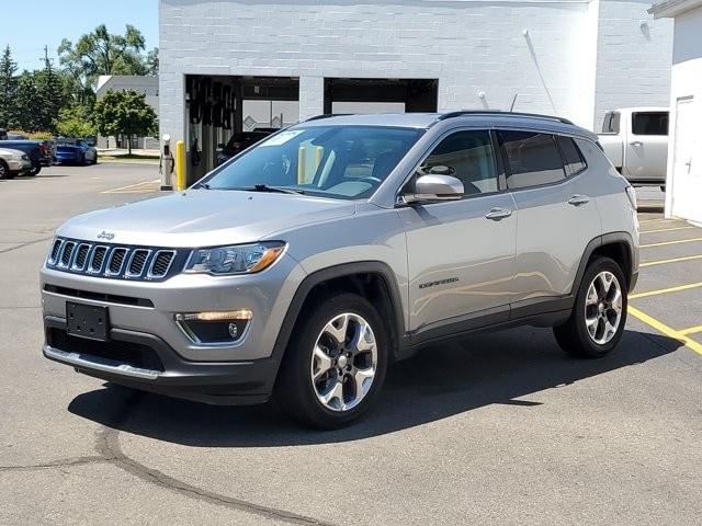 Used 2019 Jeep Compass Limited with VIN 3C4NJDCB8KT753028 for sale in Mount Pleasant, MI
