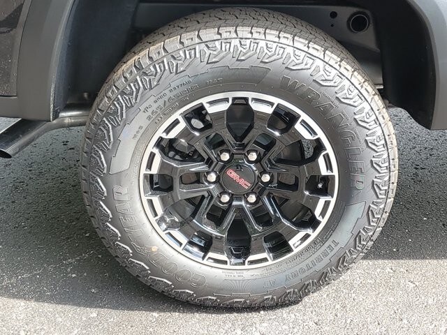 2026 GMC Canyon AT4 - Photo 33