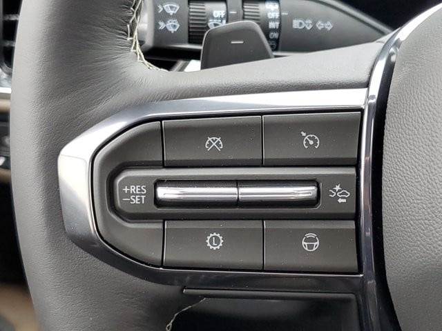 2026 GMC Yukon XL Denali Ultimate - Photo 15