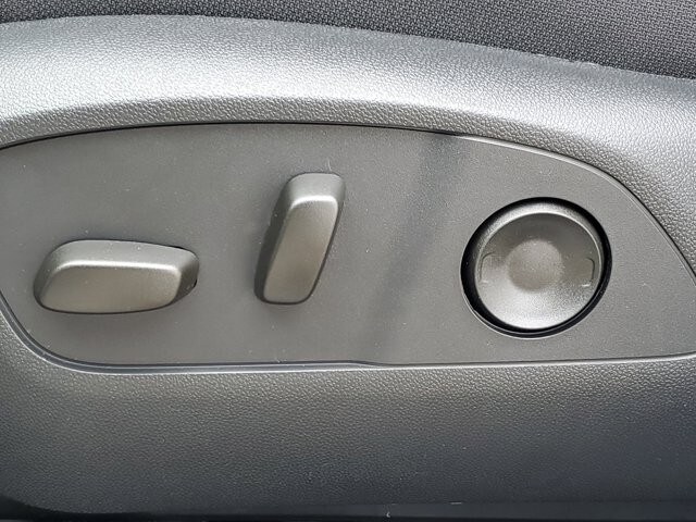 2026 GMC Acadia Elevation - Photo 8