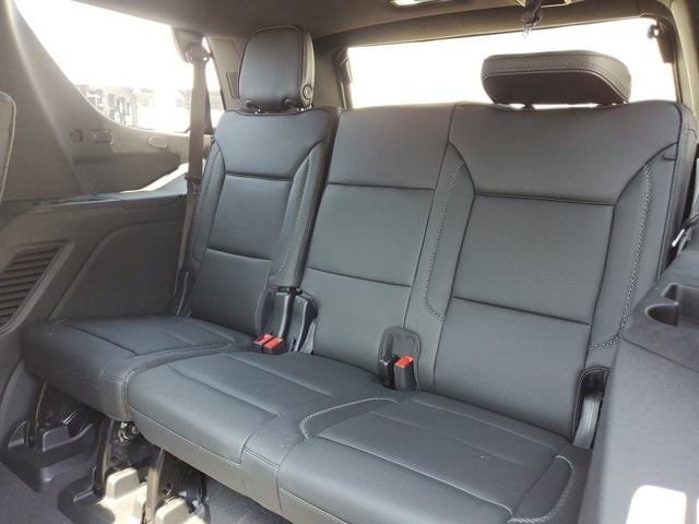 2024 GMC Yukon Denali - Photo 33