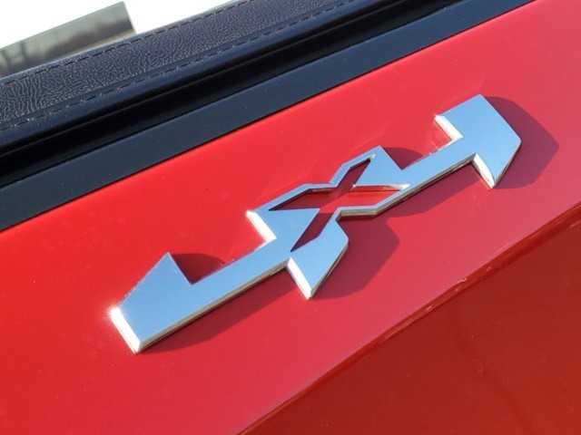 2026 GMC Sierra 1500 SLE - Photo 7