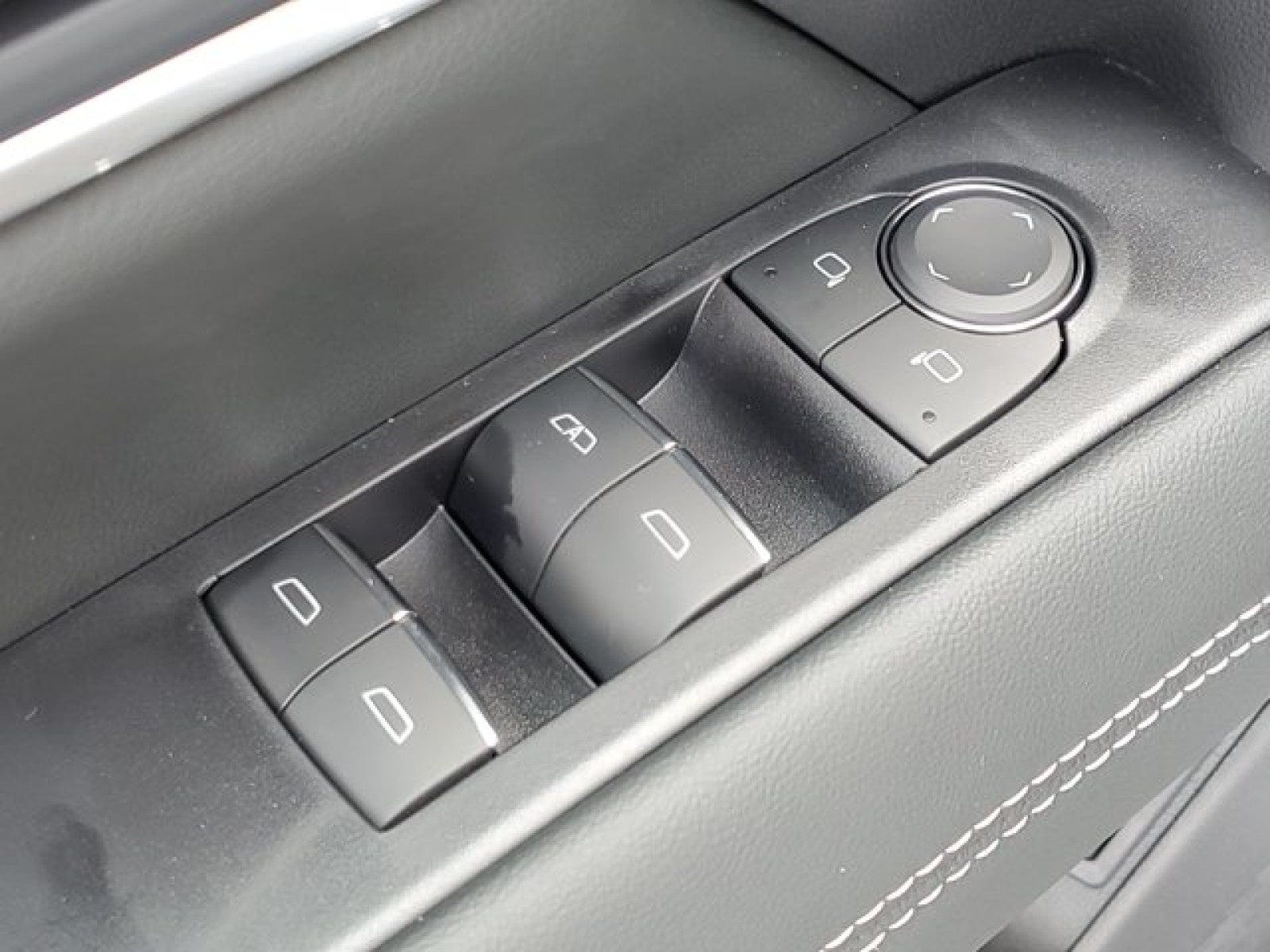 2027 GMC Terrain Denali - Photo 60