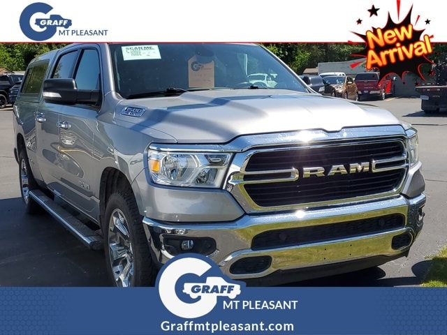 2019 RAM 1500 Big Horn/Lone Star 4x4 Crew Cab 6'4's photo