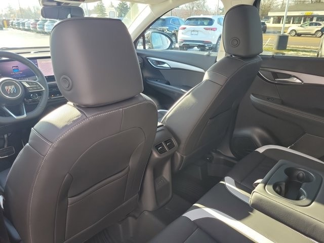 2026 Buick Envision Sport Touring - Photo 28