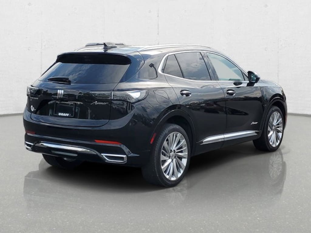 Used 2024 Buick Envision Avenir SUV