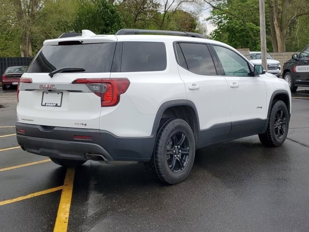 Used 2023 GMC Acadia AT4 SUV