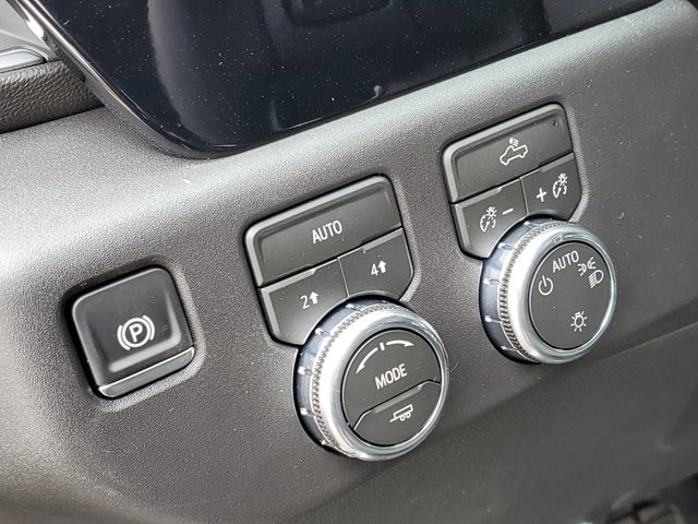 2026 GMC Sierra 1500 SLE - Photo 13