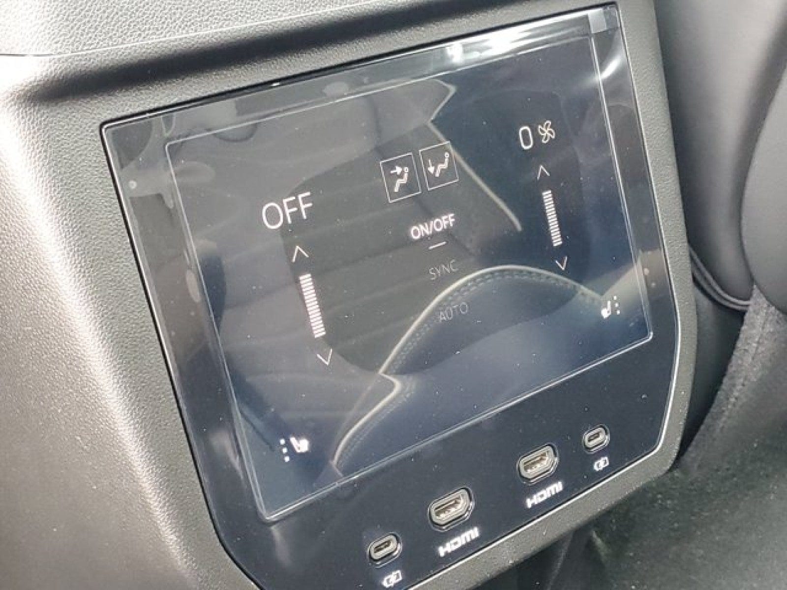 2026 GMC Yukon XL Denali Ultimate - Photo 72