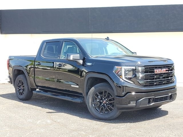 2026 GMC Sierra 4WD Crew Cab Short Box Elevation's photo