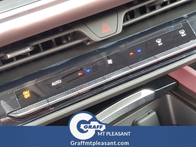 2026 Buick Envision Sport Touring - Photo 17