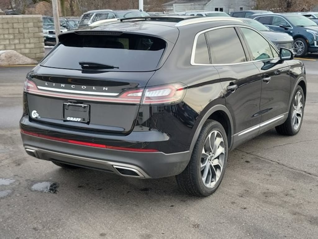 Used 2023 Lincoln Nautilus Reserve