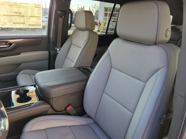 2026 GMC Yukon XL Elevation - Photo 10