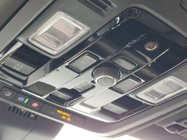 2026 GMC Yukon XL Denali Ultimate - Photo 24