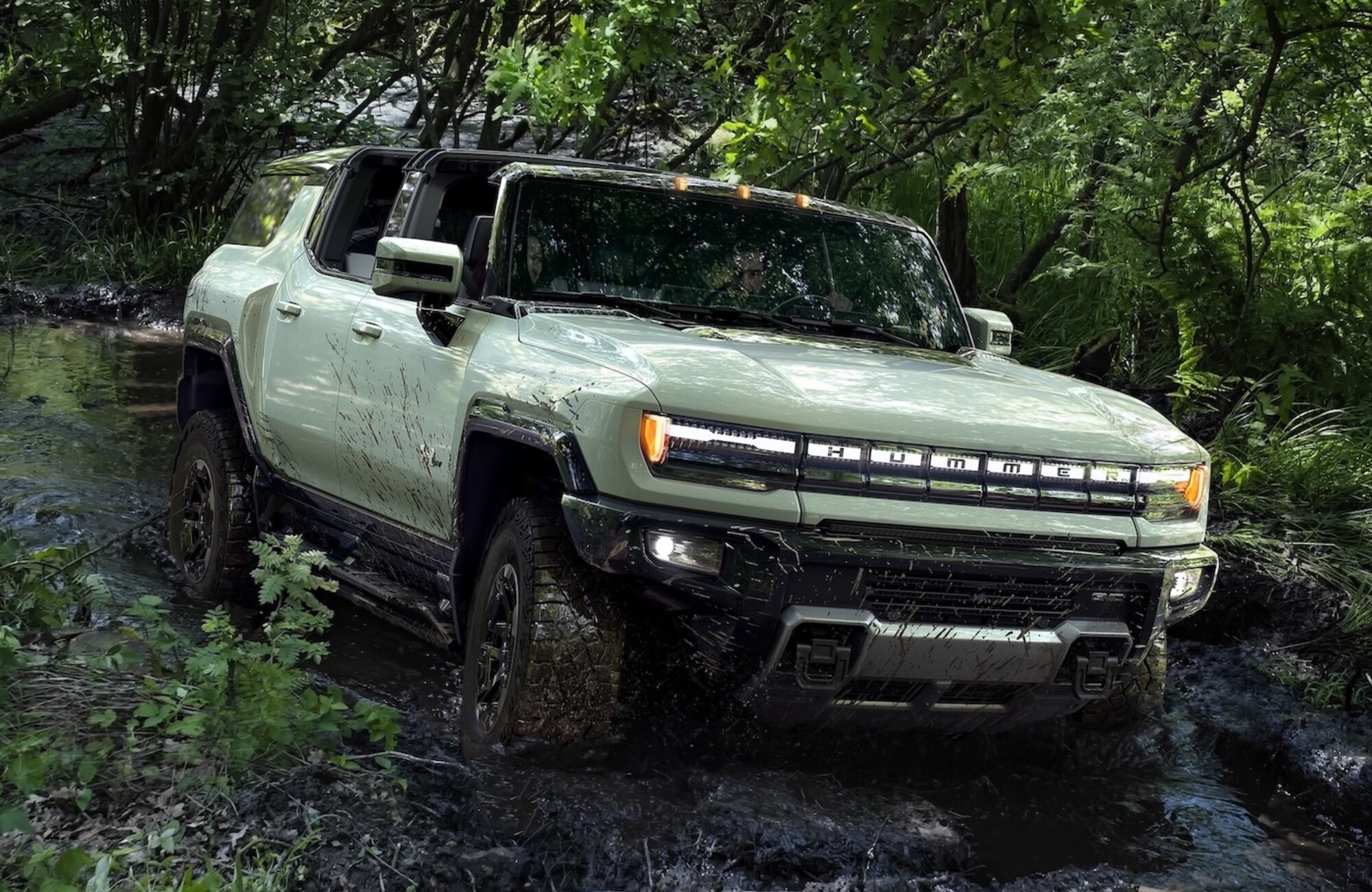 GMC HUMMER SUV EV off-road