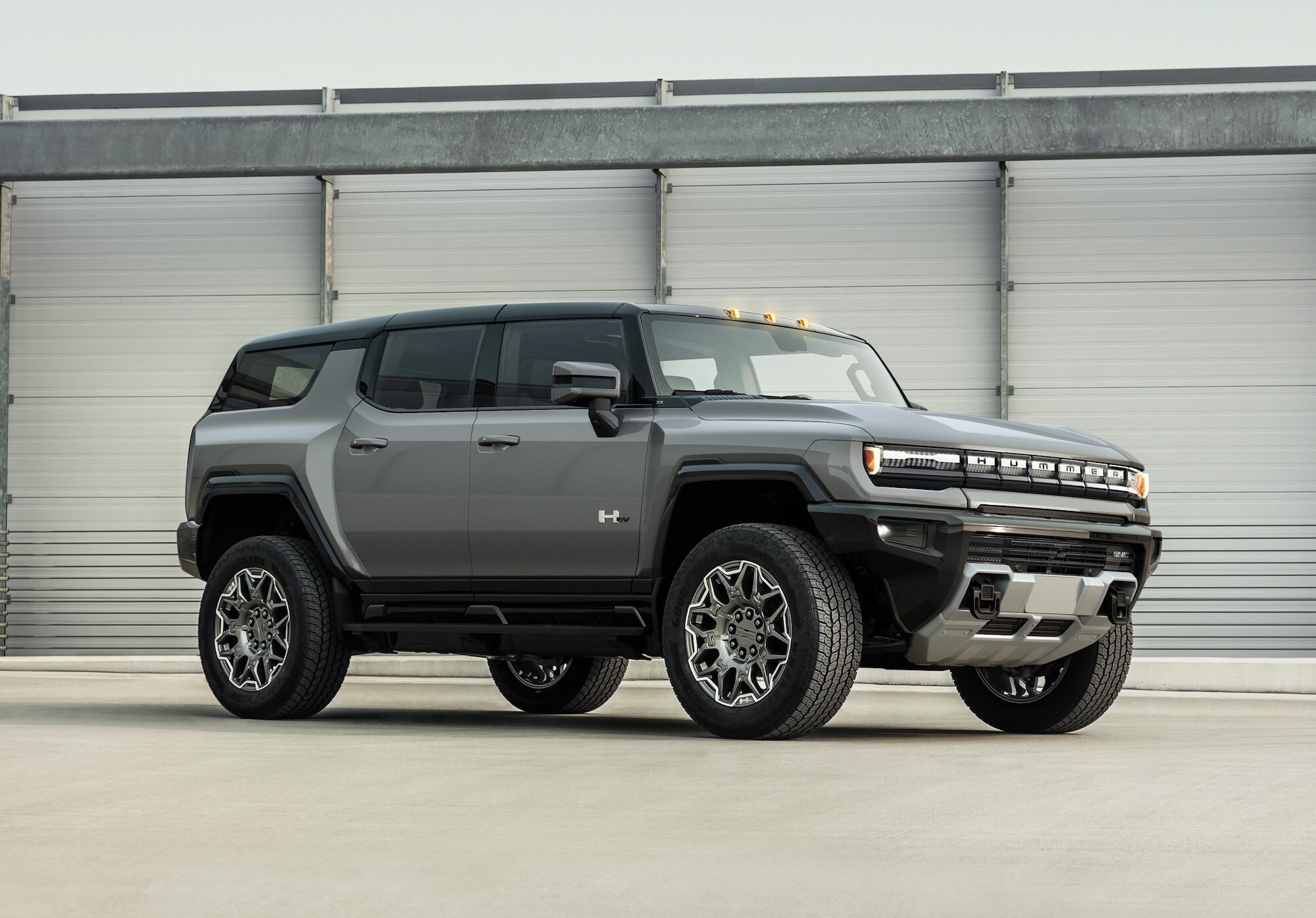 2025 GMC HUMMER EV SUV