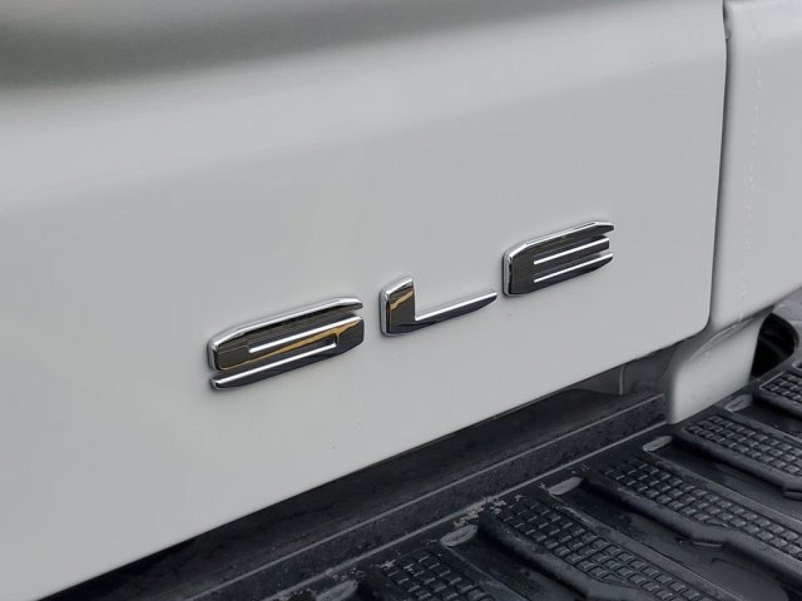 2026 GMC Sierra 1500 SLE - Photo 41