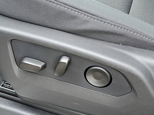 2026 GMC Sierra 1500 SLE - Photo 11