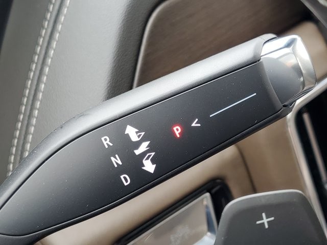 2026 GMC Yukon XL Denali Ultimate - Photo 17