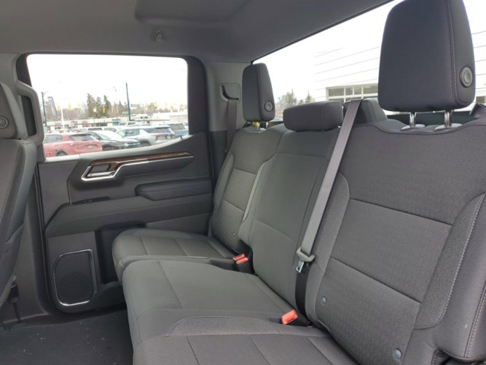 2026 GMC Sierra 1500 SLE - Photo 68