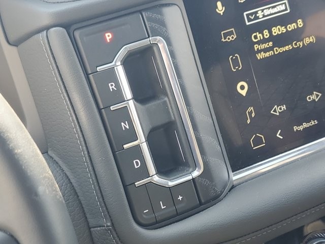 2024 GMC Yukon Denali - Photo 18