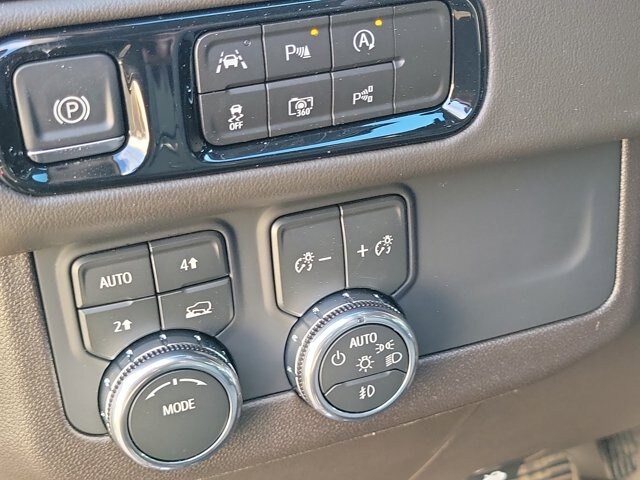 2026 GMC Yukon XL Elevation - Photo 12