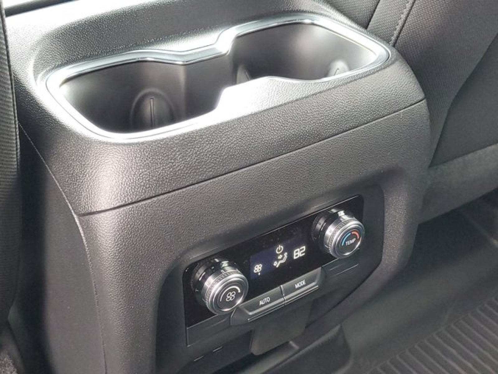 2026 GMC Acadia Elevation - Photo 64