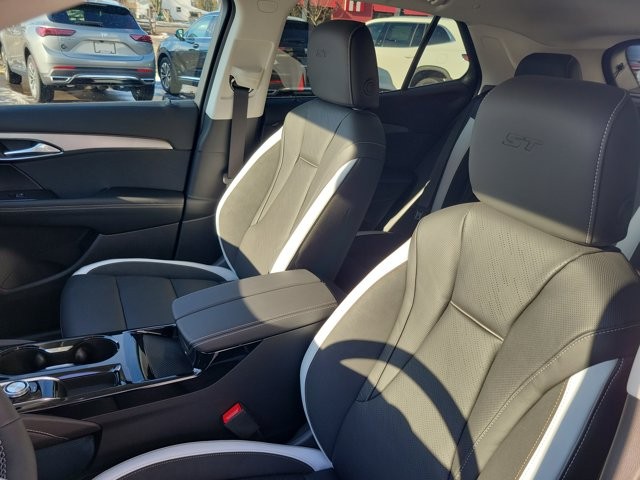 2026 Buick Envision Sport Touring - Photo 11