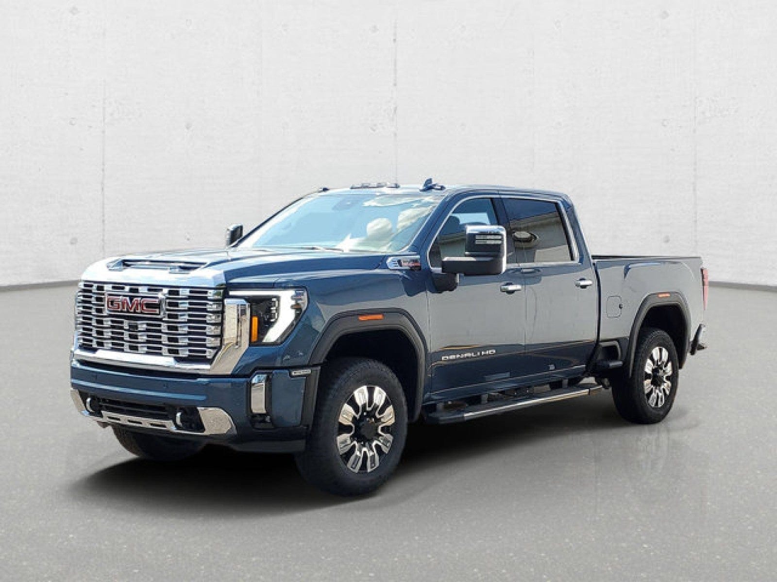 2026 GMC Sierra 2500HD Denali - Photo 36
