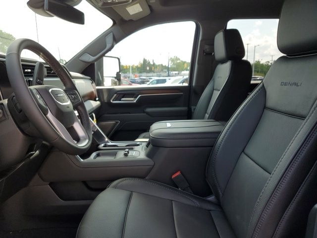 2026 GMC Sierra 2500HD Denali - Photo 9