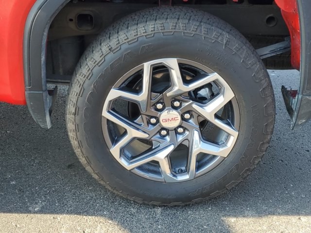 2026 GMC Sierra 1500 SLE - Photo 8