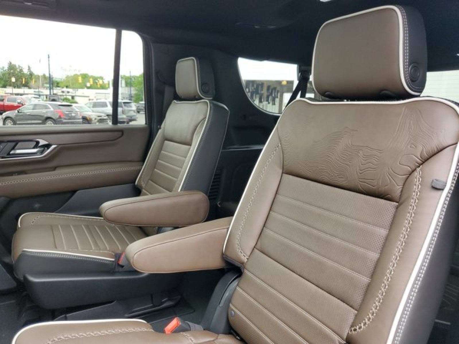 2026 GMC Yukon XL Denali Ultimate - Photo 69