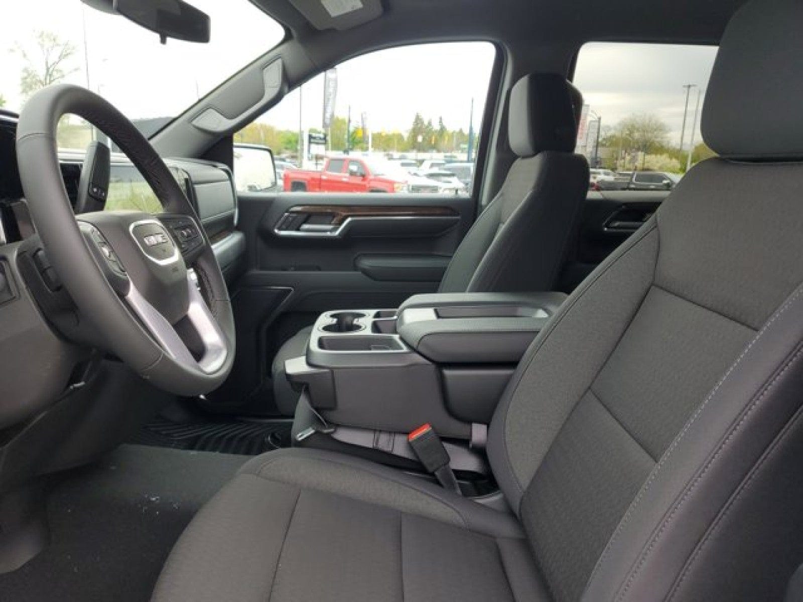 2026 GMC Sierra 1500 SLE - Photo 46