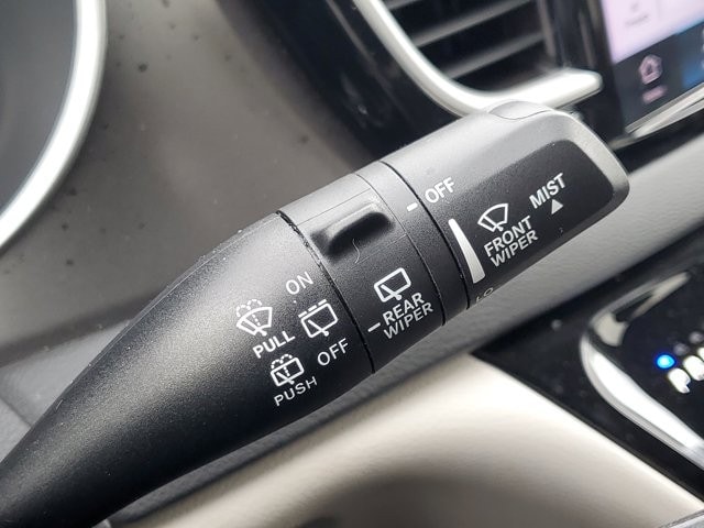 2024 Chrysler Pacifica Touring L - Photo 16