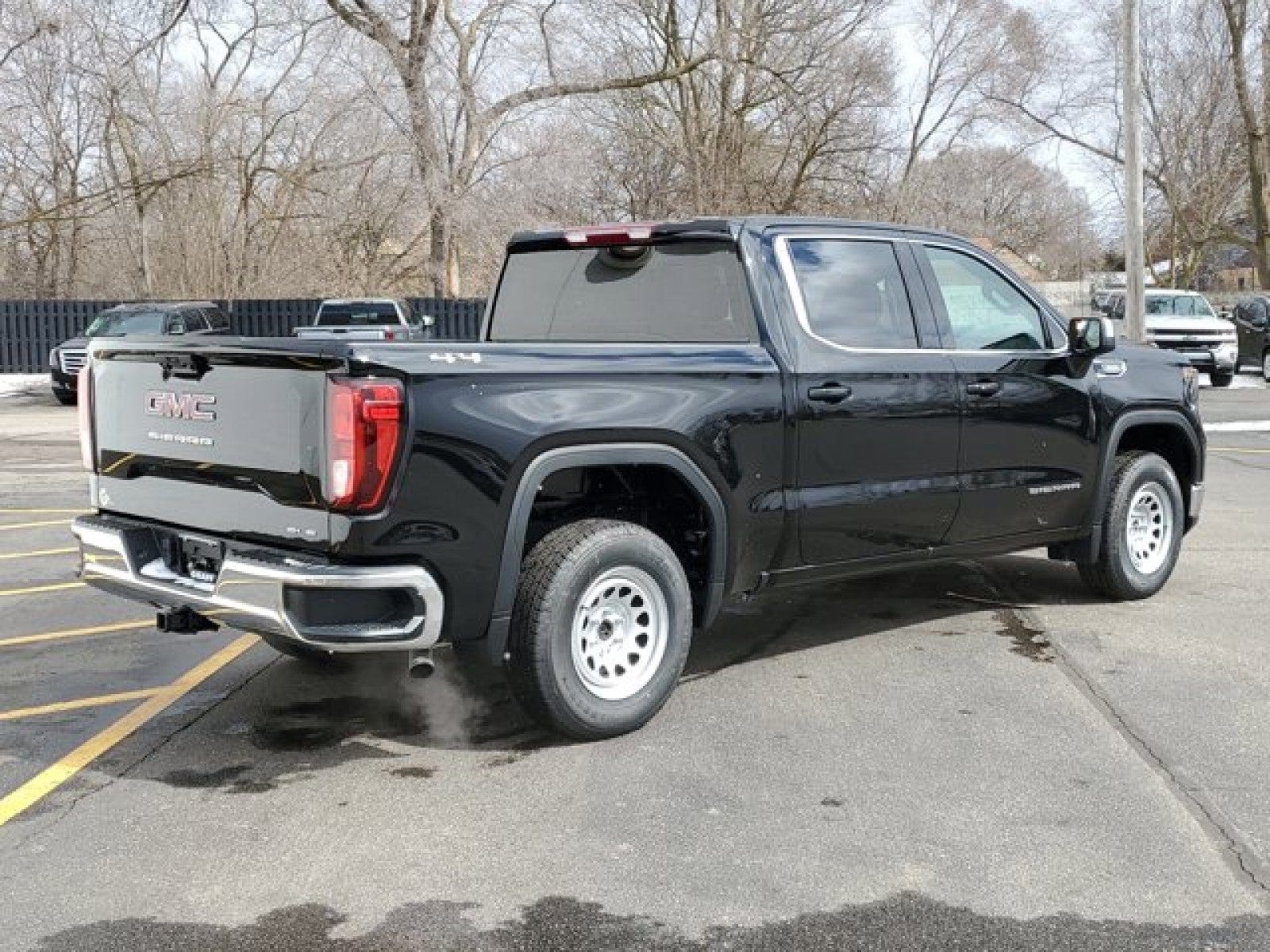 2026 GMC Sierra 1500 SLE - Photo 39