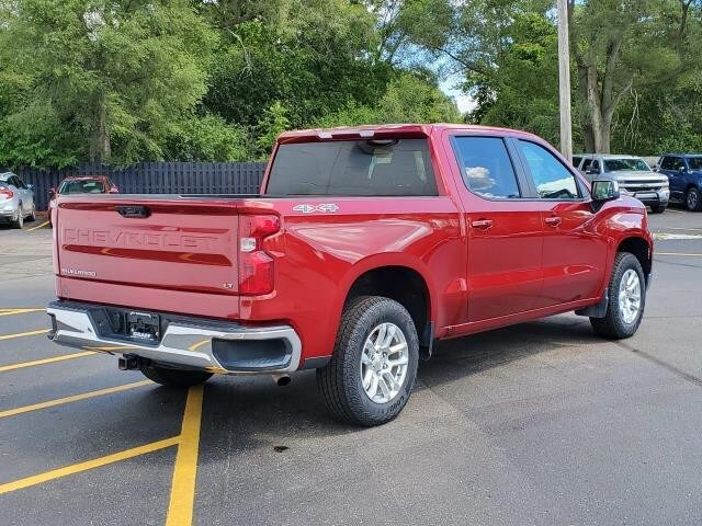 2023 Chevrolet Silverado 1500 LT photo 4