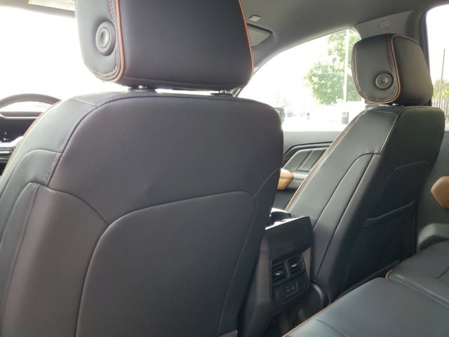 2026 GMC Canyon AT4 - Photo 28
