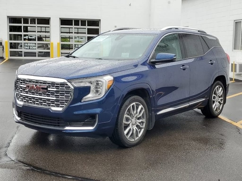 Used 2023 GMC Terrain Denali SUV