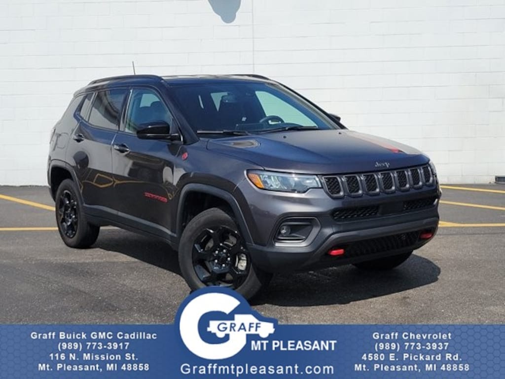 Used 2023 Jeep Compass Trailhawk