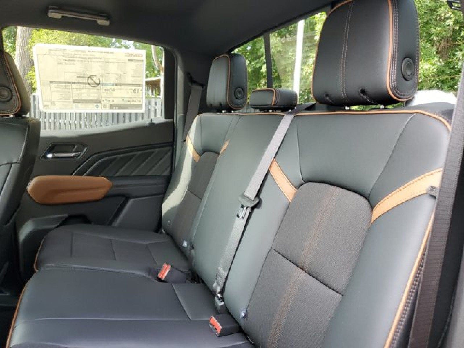 2026 GMC Canyon AT4 - Photo 61