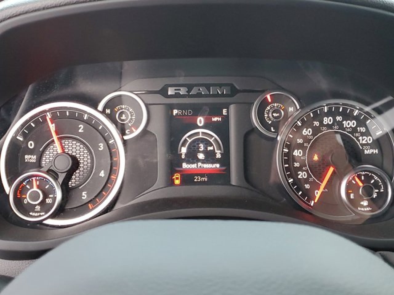 2026 RAM 3500 Tradesman - Photo 9
