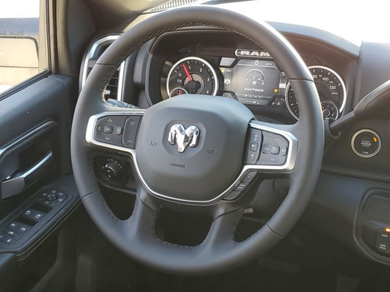 2026 RAM 2500 Big Horn - Photo 24