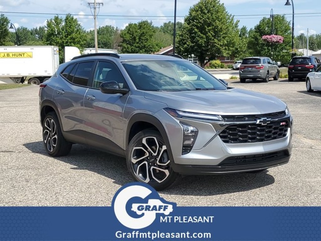Used 2025 Chevrolet Trax 2RS SUV