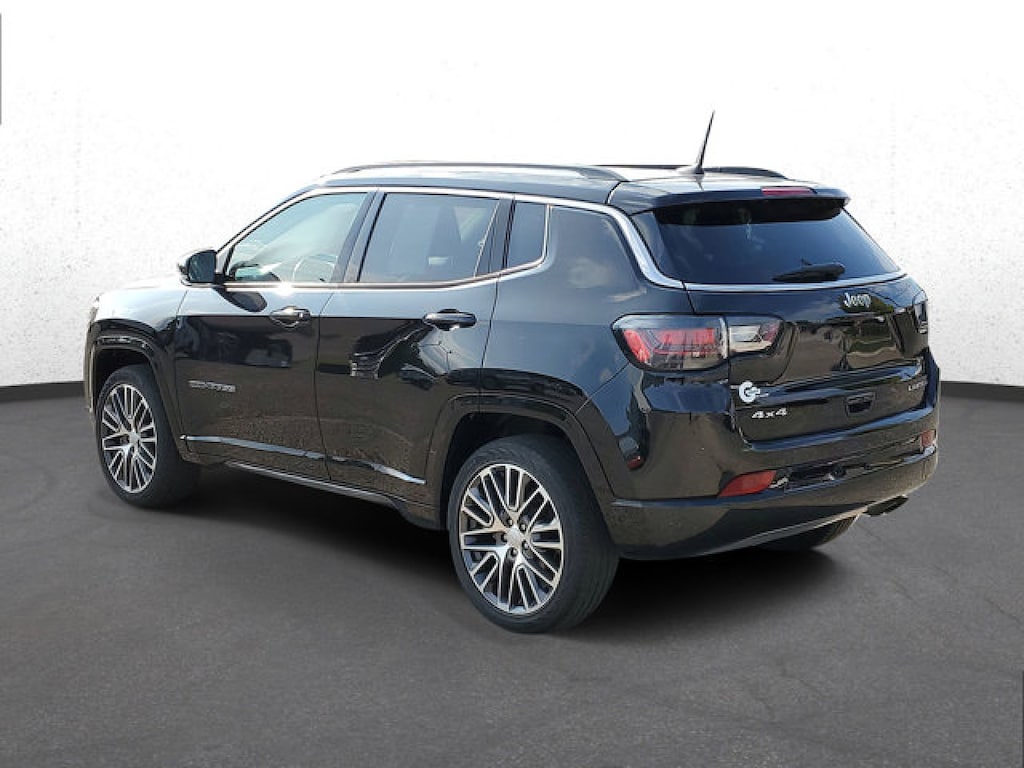 Used 2022 Jeep Compass Limited SUV